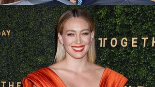 How I Met Your Mother : surprise, le spin-off est commandé et Hilary Duff sera au casting !