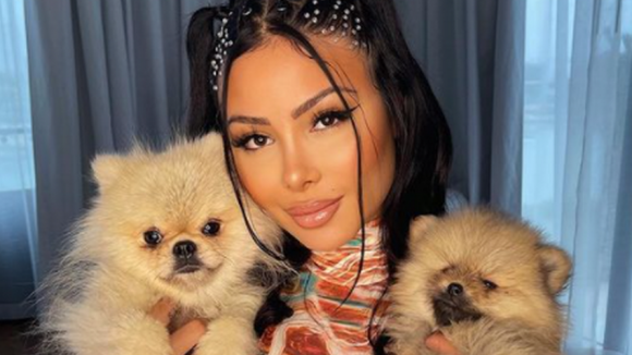 Maeva Ghennam nue sur Instagram ? Coup de gueule après avoir reçu des insultes