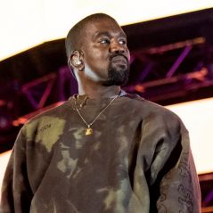 Kanye West enfin prêt pour le divorce avec Kim Kardashian ? Il s'affiche avec un top de 22 ans