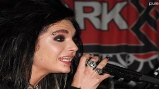 Bill Kaulitz ... pris en photo en plein baiser avec... une femme