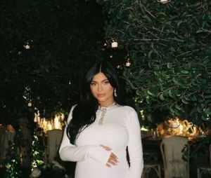 Kylie Jenner dévoile des photos de sa baby shower le 14 janvier 2022 sur Instagram