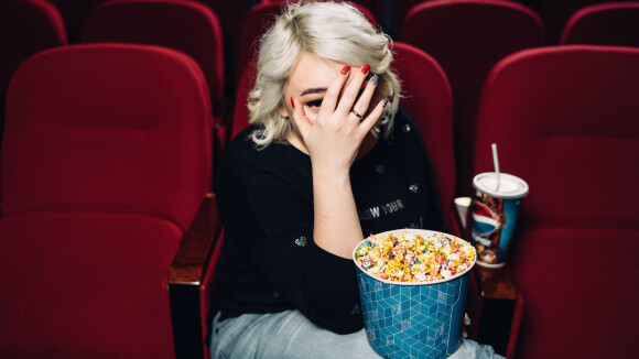 Marvel et Netflix ne sont pas les coupables : ce qui tue le cinéma, ce sont les gens qui ne se taisent pas