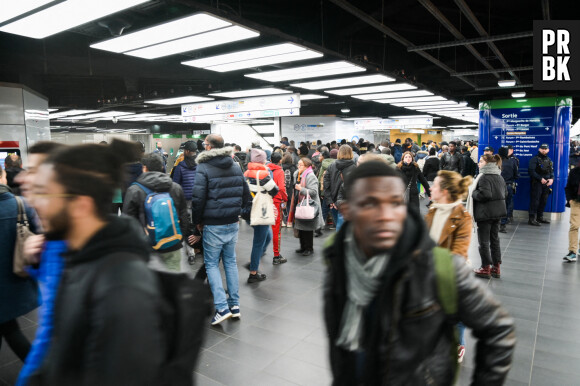 Enfer, vomis, spéléo... Les galères sur le RER B ont encore fait craquer les usagers et internautes