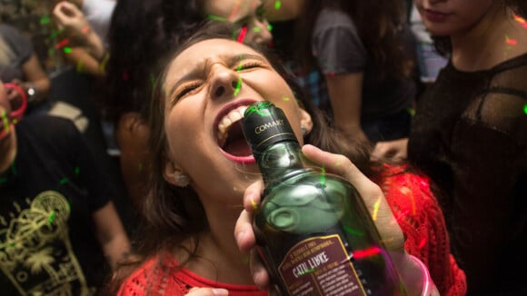 Ces supporters ont vidé les réserves d'alcool d'un hôtel au Qatar, avant même le match de leur équipe pour la Coupe du Monde