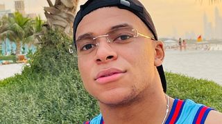 Kylian Mbappé : cette star considérée comme l'une des plus belles femmes du monde a complètement flashé sur lui