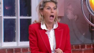 Grand moment de gêne dans Affaire conclue, un acheteur de Sophie Davant recadre sèchement une vendeuse