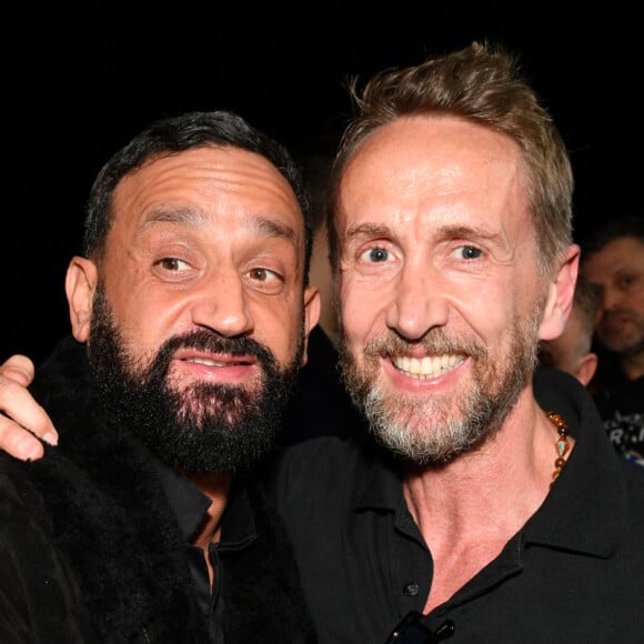 Cyril Hanouna et Philippe Caverivière - Les célébrités assistent au combat international de boxe poids lourd de 10 rounds opposant le français Tony Yoka au français d'origine camerounaise Carlos Takam au Zénith de Paris, France, le 11 mars 2023. © Veeren/Bestimage 