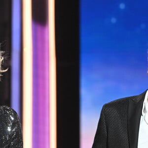 Sophie Davant et Nagui - Les personnalités se mobilisent lors de la 36ème édition du Téléthon sur le plateau de France 2, avec pour parrain K.Adams, le 3 décembre 2022. © Coadic GUIREC / Bestimage