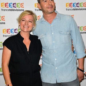 Anne-Elisabeth Lemoine et Ali Baddou lors du photocall de la présentation de la nouvelle dynamique 2017-2018 de France Télévisions. Paris, le 5 juillet 2017. © Guirec Coadic/Bestimage 