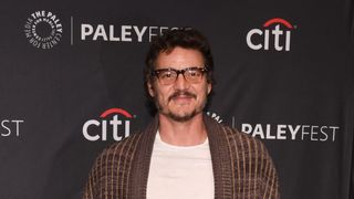 Pedro Pascal va enfiler une jupe pour un rôle dans l'un des films les plus attendus de ces dernières années