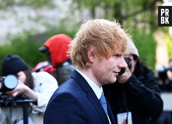 Ed Sheeran à la sortie du tribunal à New York, le 26 avril 2023. Ed Sheeran est accusé de plagiat par la famille de Marvin Gaye. © Andrea Renault/Zuma Press/Bestimage