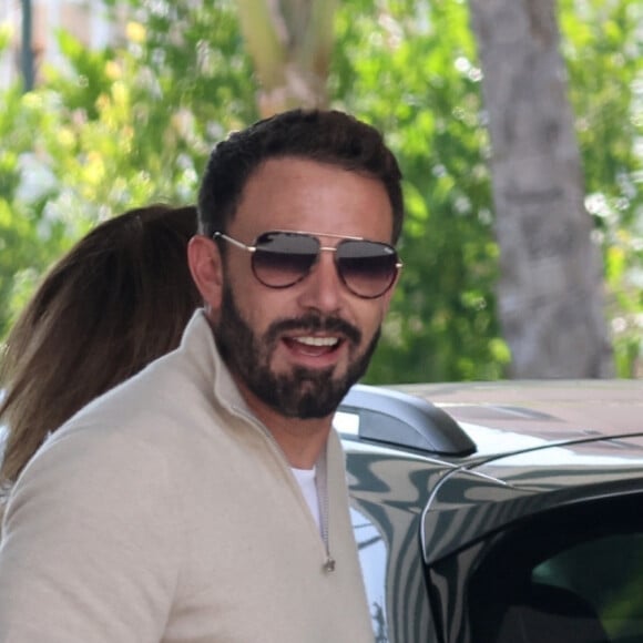 Exclusif - Ben Affleck et Jennifer Affleck (Lopez) vont déjeuner au Beverly Hills Hotel, après leur séjour dans les Hamptons, le 8 avril 2023.