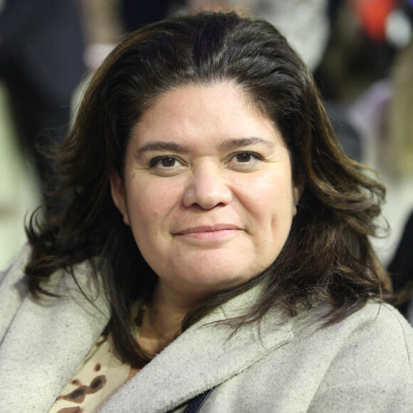 Meeting de la Nupes sur les retraites en presence de Raquel Garrido au Gymnase Japy le 17 janvier 2023.