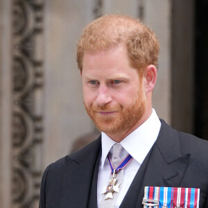 Le prince Harry, duc de Sussex, et Meghan Markle, duchesse de Sussex - Les membres de la famille royale et les invités à la sortie de la messe du jubilé, célébrée à la cathédrale Saint-Paul de Londres, Royaume Uni, le 3 juin 2022. 