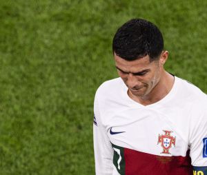 Cristiano Ronaldo en pleurs après la défaite de l'équipe du Portugal face au Maroc (1-0) en quarts de finale de la Coupe du Monde 2022 au Qatar. (Credit Image: © Marcio Machado/Sport Press Photo via ZUMA Press)
