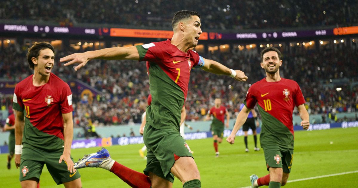 joie des joueurs du Portugal apres le but de Cristiano Ronaldo sur