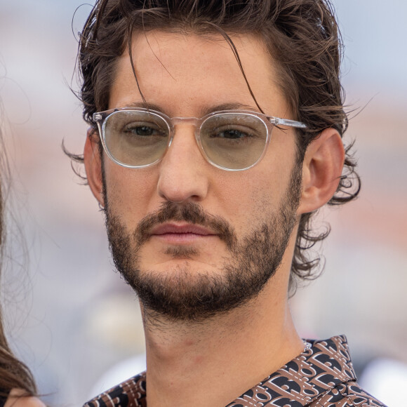 Pierre Niney au photocall de "Mascarade" lors du 75ème Festival International du Film de Cannes, le 28 mai 2022. © Olivier Borde / Bestimage