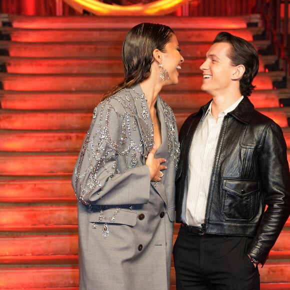 Zendaya et son compagnon Tom Holland à la première du film "Spider-Man: No Way Home" à Londres, le 5 décembre 2021.  "Spider-Man: No Way Home" premiere in London, December 5th, 2021. 