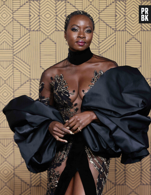 Danai Gurira lors du photocall de la première du film Wakanda Forever à Londres le 3 novembre 2022.