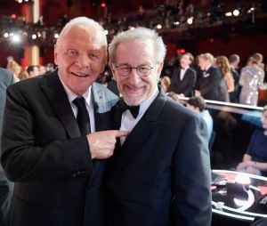 Anthony Hopkins et Steven Spielberg à la 94ème édition de la cérémonie des Oscars à Los Angeles, le 27 mars 2022. © AMPAS/Zuma Press/Bestimage 