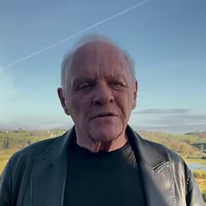 Anthony Hopkins prononce un discours de remerciement pour son Oscar du meilleur acteur, depuis le Pays de Galles le 25 avril 2021