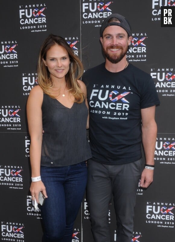 Stephen Amell et sa femme Cassandra Jean - Questions-réponses sur le cancer (3ème édition Fuck Cancer London 2019) chez Tape à Londres, Royaume Uni, le 24 mai 2019. 