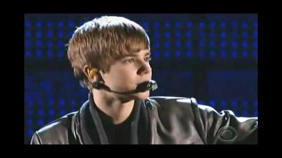 Justin Bieber ... Déçu de ne rien gagner, il a quitté les Grammy Awards avant la fin (photos et vidéo)