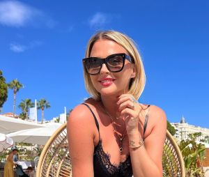 Kelly Vedovelli en vacances à Cannes.