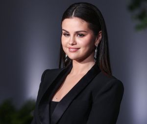 Info - Selena Gomez critiquée pour avoir fait la promotion de sa série en pleine grève hollywoodienne - Selena Gomez au photocall du "2nd Annual Academy Museum Gala" à Los Angeles, le 15 octobre 2022. 