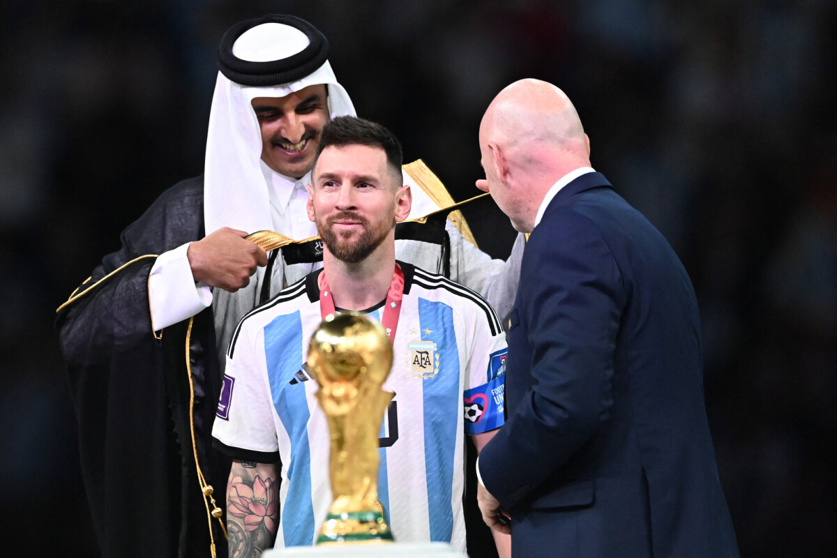 Photo Le Cheikh Tamim Bin Hamad Al Thani Lionel Leo Messi Gianni Infantino Président De 2659