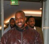 Il a partagé un extrait d'un nouveau morceau.
Le rappeur Ye (Kanye West) a dîné au restaurant E Baldi à Los Angeles, après être allé voir jouer son fils Saint dans un match de basket à la Mamba Academy. Le 16 juin 2023