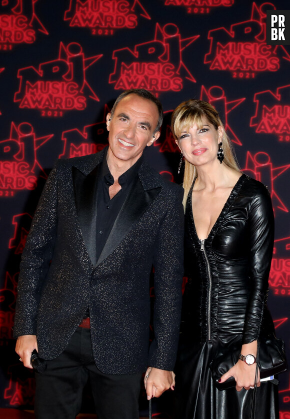 Nikos Aliagas et sa compagne Tina Grigoriou lors de la 23ème édition des NRJ Music Awards 2021 au Palais des Festivals de Cannes, le 20 novembre 2021. © Dominique Jacovides/Bestimage