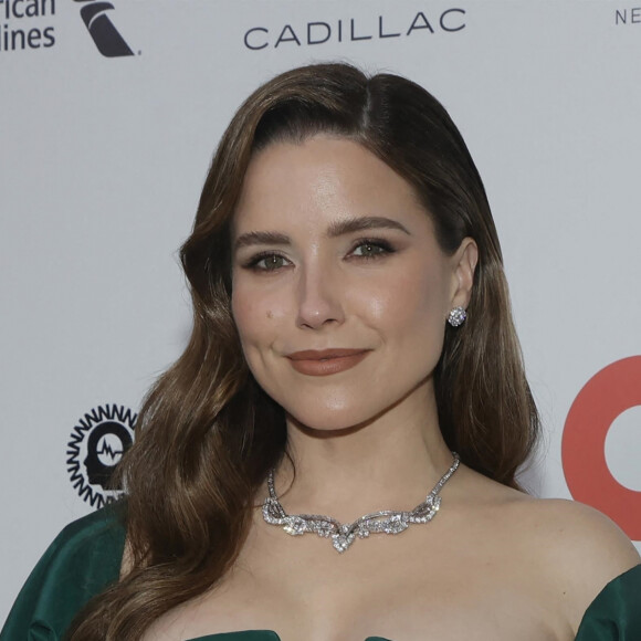 Sophia Bush au photocall de la soirée "Elton John AIDS Foundation" lors de la 95ème édition de la cérémonie des Oscars à Los Angeles, le 12 mars 2023. 