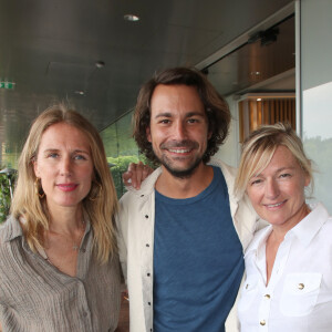 Exclusif - Agathe Lecaron, Bertrand Chameroy et Anne-Élisabeth Lemoine - Célébrités au Déjeuner France TV lors des Internationaux de France de Tennis de Roland Garros 2023 - Jour 15 à Paris le 11 Juin 2023. © Bertrand Rindoff / Bestimage