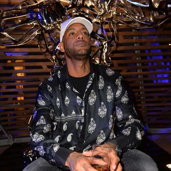 D'autant plus que Sadek et Booba sont tous les deux à Dubaï actuellement, et que Maes et Gims sont eux aussi dans les parages.
Booba - People à la soirée "Hublot loves Art" par la marque Hublot à la Fondation Louis Vuitton à Paris. Le 16 décembre 2019 © Veeren / Bestimage