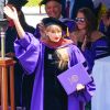 Taylor Swift reçoit un diplôme honorifique de NYU au Yankee Stadium de New York le 18 mai 2022.