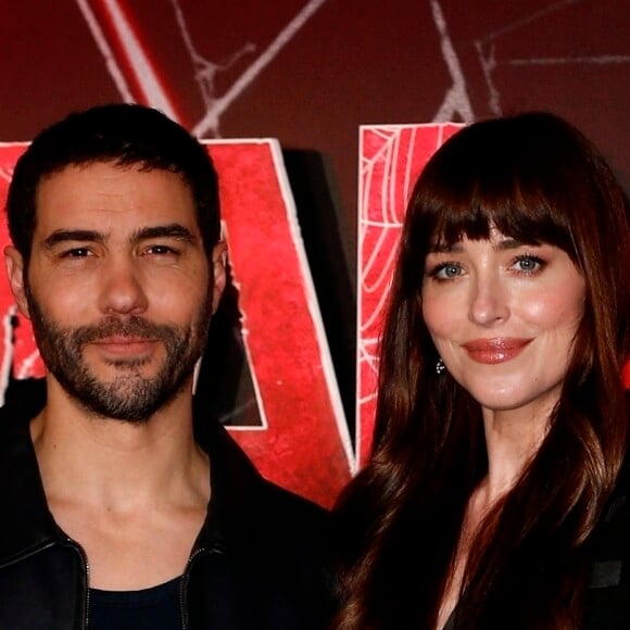 BGUK_2830344 - London, UNITED KINGDOM - 'Madame Web' London Photocall held at Claridge’s Hotel Pictured: Dakota Johnson, Tahar Rahim BACKGRID UK 31 JANUARY 2024 BYLINE MUST READ: Mario Mitsis / BACKGRID UK: +44 208 344 2007 / uksales@backgrid.com USA: +1 310 798 9111 / usasales@backgrid.com Pictures Containing Children Please Pixelate Face Prior To Publication 