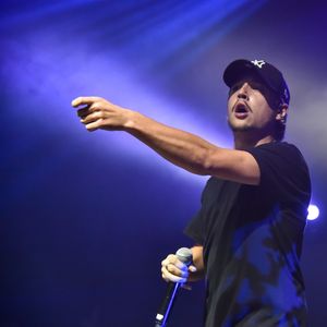Seulement, il vient de faire savoir qu'un nouveau disque nommé "Ad Vitam Aeternam" sortira dès ce vendredi.
Nekfeu - 28ème édition du festival Chorus des Hauts-de-Seine le 10 avril 2016. © Lionel Urman / Bestimage
