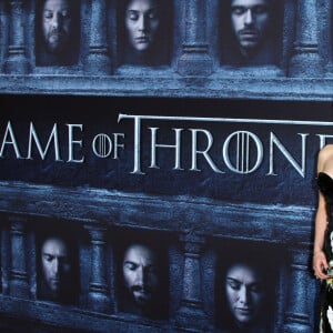 Emilia Clarke à la première de la saison 6 de Game Of Thrones à Hollywood le 10 Avril 2016.