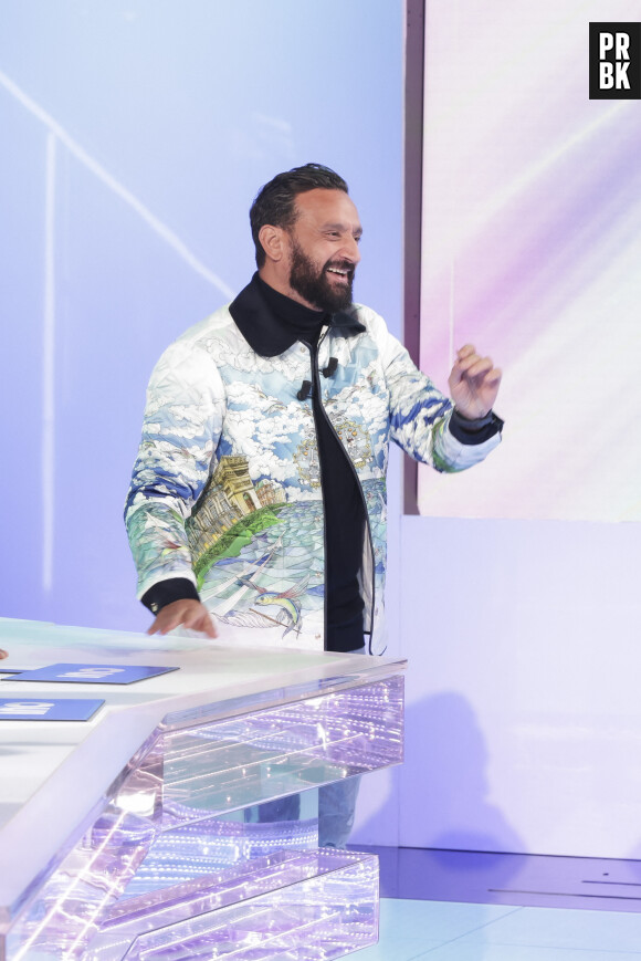 Exclusif - Cyril Hanouna - Sur le plateau de l’émission TPMP (Touche Pas à Mon Poste) présentée en direct par C.Hanouna et diffusée sur C8 - Paris le 06/10/2022 - © Jack Tribeca / Bestimage