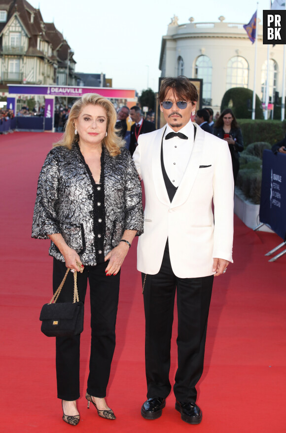 Johnny Depp et Catherine Deneuve (Présidente du jury) - Tapis rouge du film "Waiting for the Barbarians" avant la cérémonie d'hommage à J. Depp pour l'ensemble de sa carrière lors du 45ème festival du Cinéma Américain de Deauville le 8 septembre 2019. © Denis Guignebourg/Bestimage