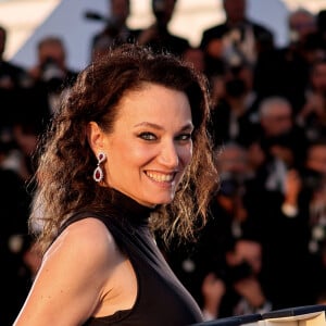 Coralie Fargeat (Prix du scénario pour « The Substance ») - Photocall des palmes lors du 77ème Festival International du Film de Cannes au Palais des Festivals à Cannes. Le 25 mai 2024 © Jacovides-Borde-Moreau / Bestimage