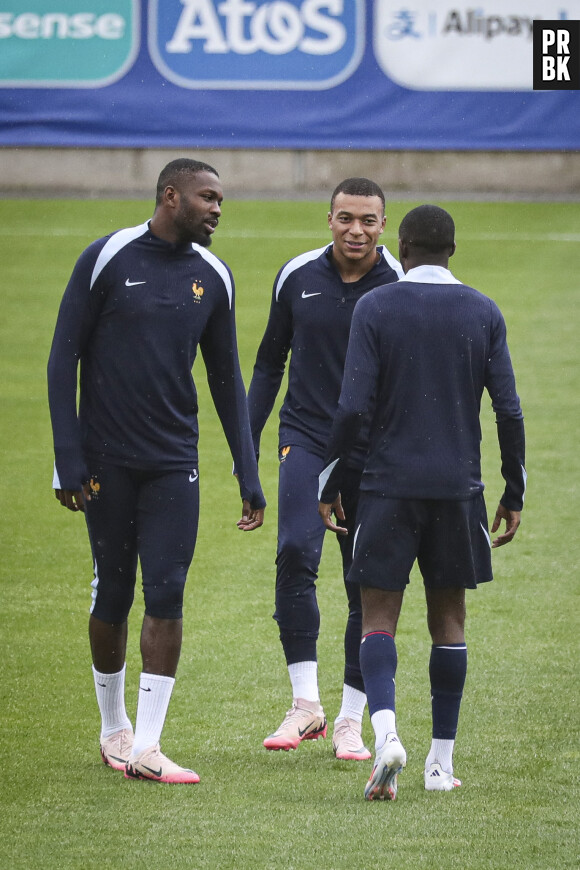 Entraînement de l’équipe de France de football avant son premier match contre l’Autriche au stade Paul-Janes Stadion à Düsseldorf, Allemagne, le 16 juin 2024. © Elyxandro Cegarra/Panoramic/Bestimage