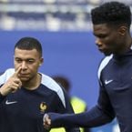 Euro 2024 : l'Equipe de France en crise ? Kylian Mbappé tacle le niveau de ses coéquipiers : "On avait des joueurs différents"