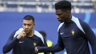 Euro 2024 : l'Equipe de France en crise ? Kylian Mbappé tacle le niveau de ses coéquipiers : "On avait des joueurs différents"