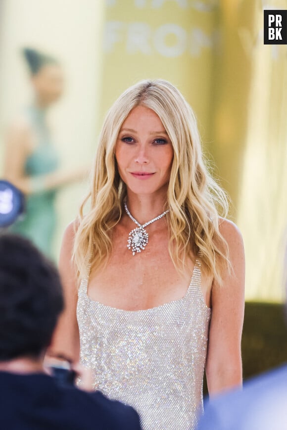 Milan Fashion Week : vêtements pour hommes Printemps/Été 2025 - Mode Homme Printemps Été SS2025 - Arrivées à l'inauguration de l'exposition Swarovski Masters of Light de Vienne à Milan au Palazzo Citterio - Arrivées - Photo : Gwyneth Paltrow (image de crédit : © Alessandro Bremec/IPA via ZUMA Press)