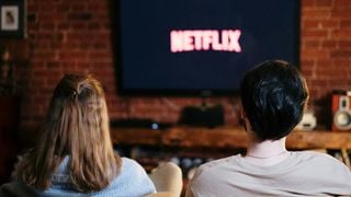 Septembre est là (enfin !) : quoi (re)regarder cet automne ? Ma sélection des films et séries à regarder bien au chaud sous un plaid