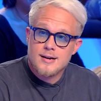 "J'ai perdu 3 à 4 millions d'euros" : trop riche à cause de la télé, ce chroniqueur de TPMP avoue avoir fait n'importe quoi avec son argent