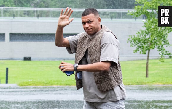 Kylian Mbappe - Arrivée des joueurs de l’Equipe de France de football à Clairefontaine, le 29 mai 2024. © Baptiste Autissier / Panoramic / Bestimage