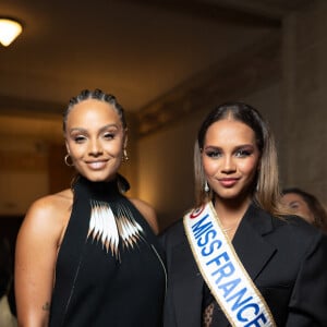 Alicia Aylies, Indira Ampiot - Photocall du défilé Etam Live Show à Paris. © Tiziano Da Silva / Bestimage